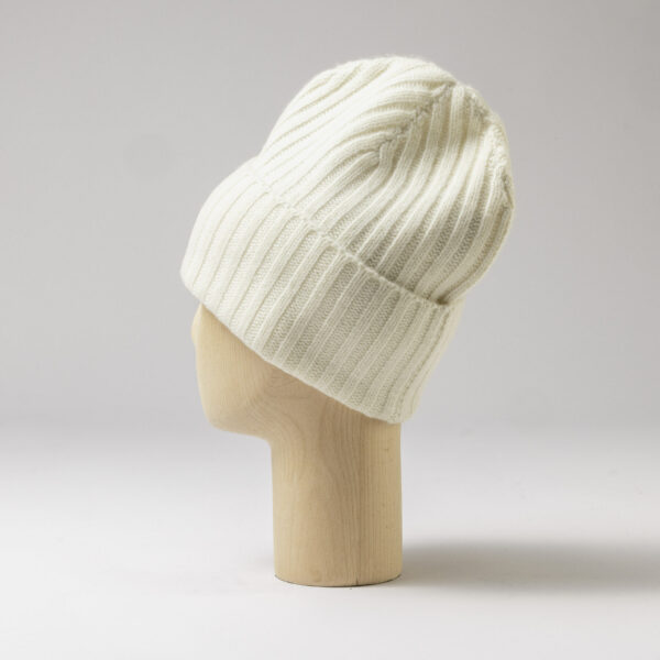 warm me cashmere beanie